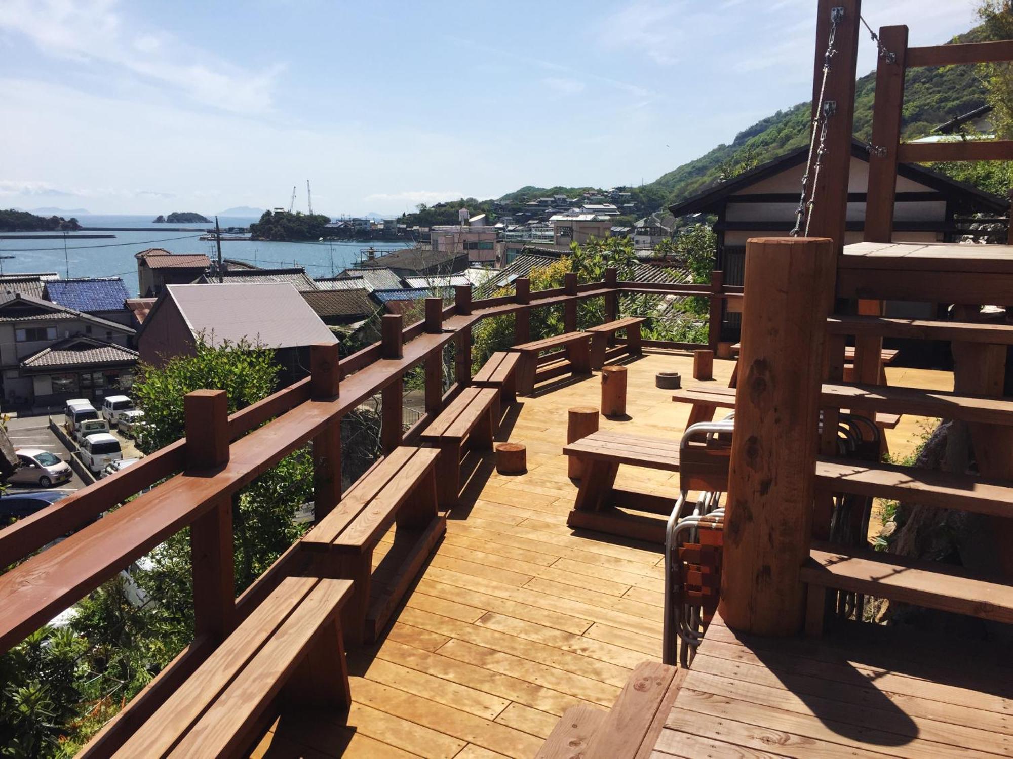 城跡石垣上の絶景古民家宿 鞆城茶屋庵 Tomo Bagian luar foto